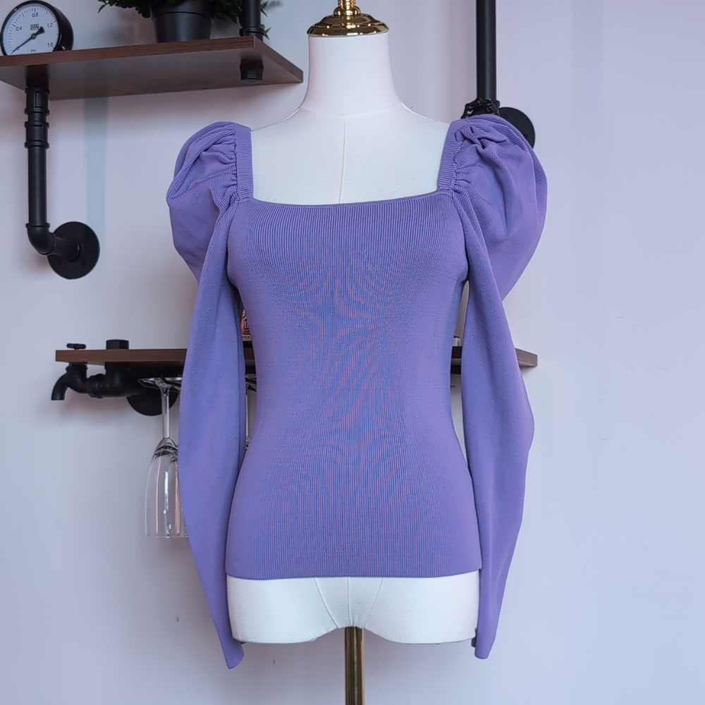 Elegant 7th Avenue Puff Sleeve Square-Neck Knit Top in Lavender